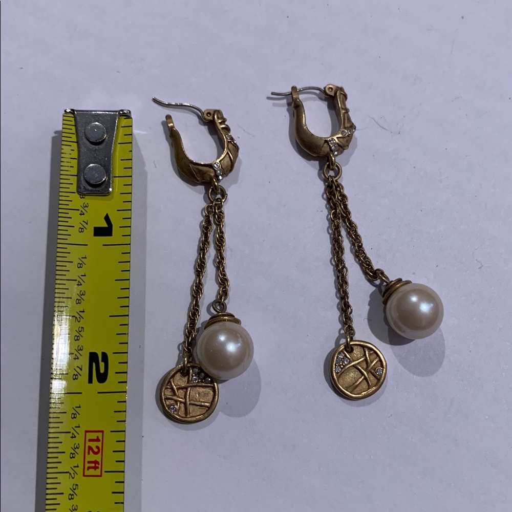 Carolee brushed gold w pearl and coin 2” dangle pierced Earrings w crystals - Picture 2 of 4